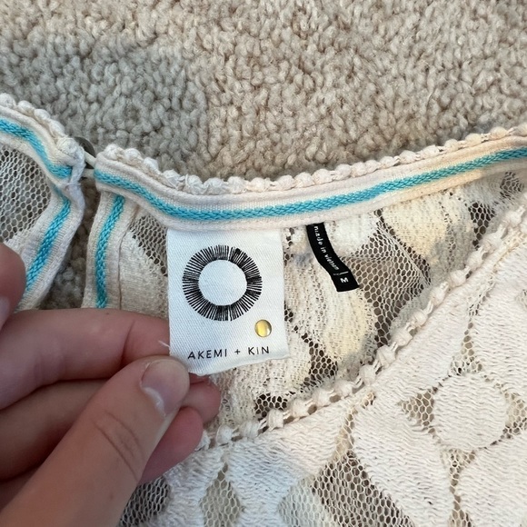 Akemi & Kin Women’s Anthropologie Blouse Size Medium - Picture 9 of 9